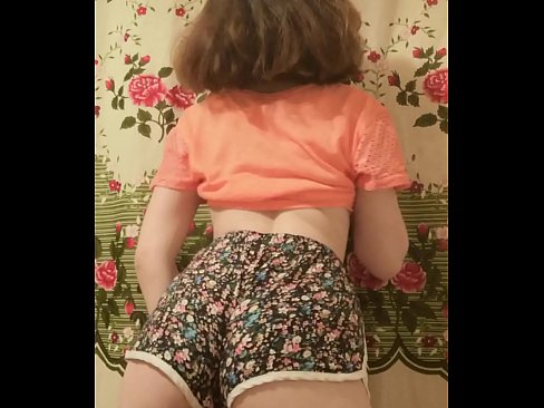 ❤️ Сексуалды жас сәби камерада шорттарын шешіп жатыр Қатты порно kk.trysex.ru ️❤